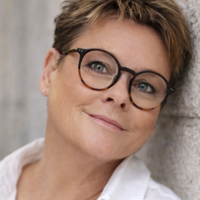 Susanne 61 år